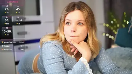 Milana15 — Stripchat recorded stream screenshot (16 May 2025)