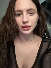 Camilla_Railian — Stripchat recorded stream image, 16.05.2025 21:20