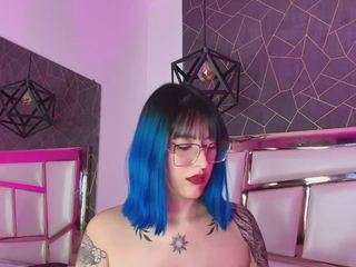 annieswan — Camsoda recorded stream image, 16.05.2025 19:10