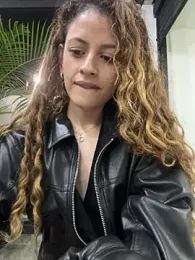 alana15 — Stripchat recorded stream image, 16.05.2025 22:30