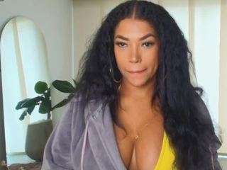 saamytits — Camsoda recorded stream image, 17.05.2025 14:30