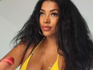 saamytits — Camsoda recorded stream image, 17.05.2025 14:30