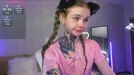 Britney_Lynch — Stripchat recorded stream image, 17.05.2025 20:00