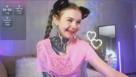 Britney_Lynch — Stripchat recorded stream image, 17.05.2025 20:00