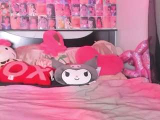 karliekayozz — Camsoda recorded stream image, 18.05.2025 04:00
