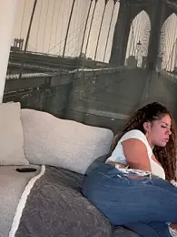 Bigbuttbrooklynn — Stripchat recorded stream image, 18.05.2025 01:20