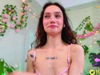 breeding_material — Chaturbate recorded stream image, 18.05.2025 15:10