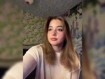 little-devil — Bongacams recorded stream image, 18.05.2025 20:00