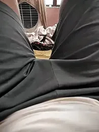 COUPLLE_VILLAGE — Stripchat recorded stream image, 19.05.2025 01:30